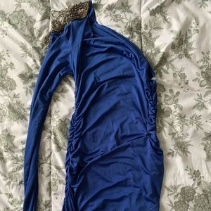 Stretch Fitted Dres with Sleeve Detail